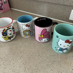 Hello Kitty Cups 