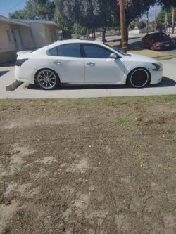09 Nissan Maxima