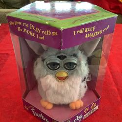 Furby Toy, 1998 Electronic Furby Model #70-800
