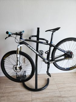 Carbon fiber mountain bike 29
