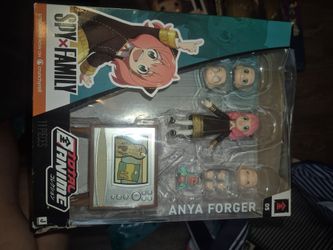 Spy x Family Anya Forger Action Figure Set