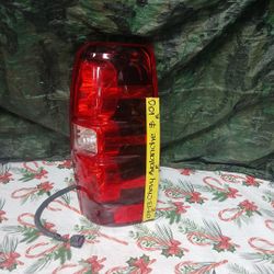 2007-13 Chevy Avalanche Right Tail Light 