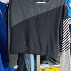 VS Sport Colorblock Sweater