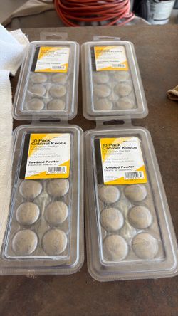 4- 10- packs of cabinet knobs