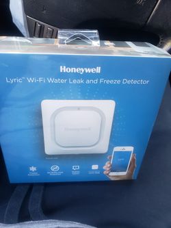 Honeywell Wi-Fi Water Leak & Freeze Detector