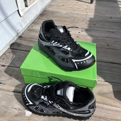 Black Bottega Veneta Sneaker On Sale!