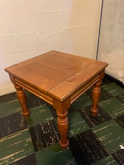 Solid Wood End Table with Turned Legs