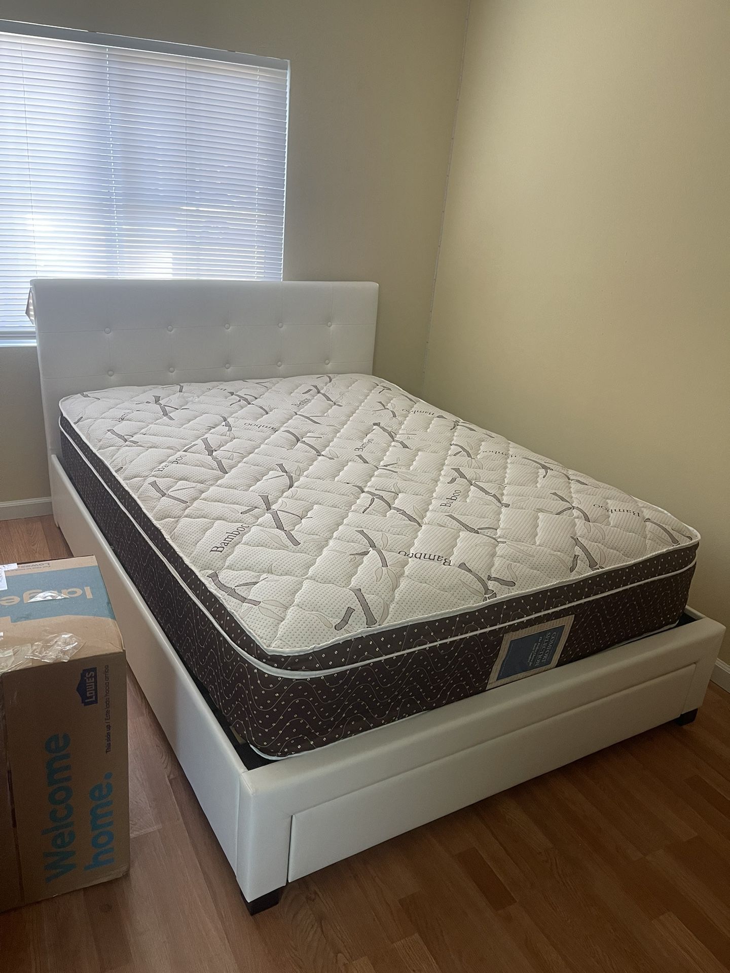 Queen Complete Bed With Pillowtop Bamboo Mattress Only $400 Full Size $385 