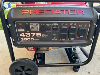 Predator 4375 watt generator (New)