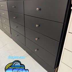 Brand New 8 Drawer Black Dresser 