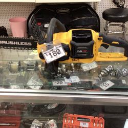 Dewalt Electric Chain Saw Tool Only 