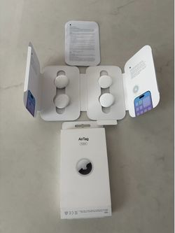 Apple Brand Air Tag 4 Pack With New Batteries Installed MX542AM/A (one Is New)