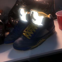 Jordan 5 Retro Laney Varsity 