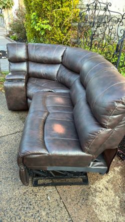 Nice Sofa Set Lmk Best Offer