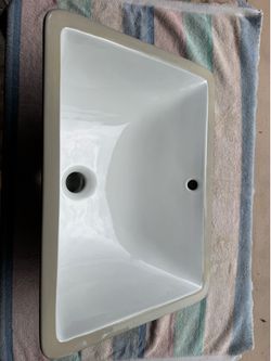 Signature Porcelain Under-mount Bathroom Sink