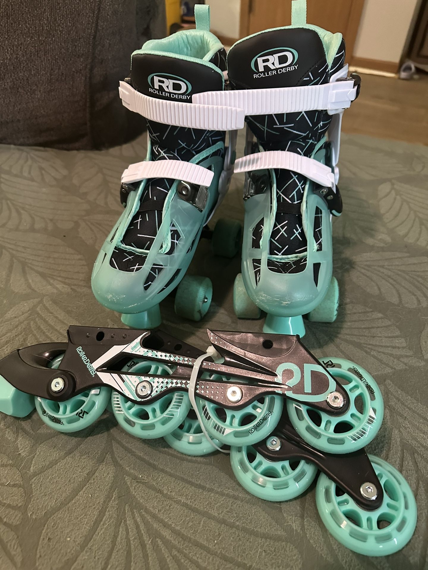 Girls Adjustable Roller Skates/Blades