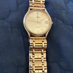 Men’s Lorus Quartz Watch.   Steel Back