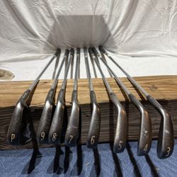 Wilson Staff PG Tour Forged M3 Irons (Men’s Right Handed)