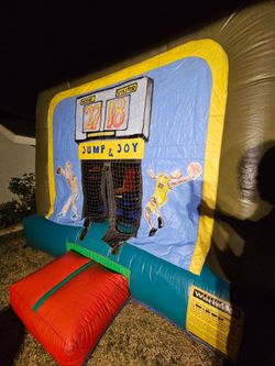 Inflatable jumper
