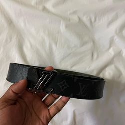LV line reversible belt size 38(authentic belt) 