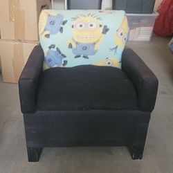 MINION CHAIR COUCH