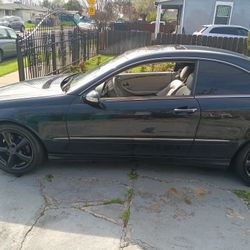 Mercedes Benz  CLK 320