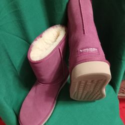 Koolaburra by UGG, Size 6 ( True to Size)