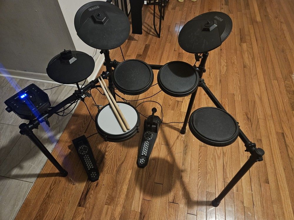 Simmons SD200 Electric Drum Set