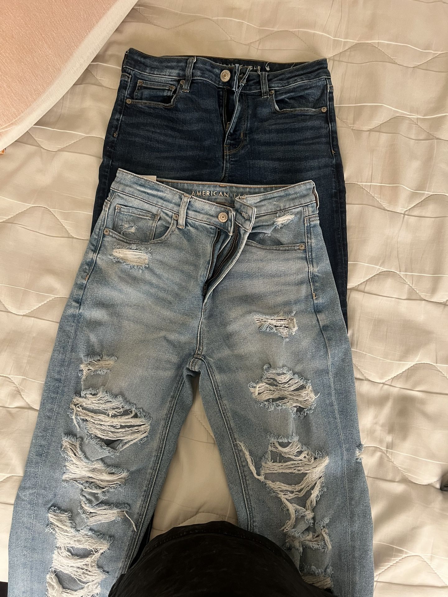 American Eagle Size  6 Long 