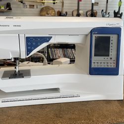 Husqvarna Sewing Machine 