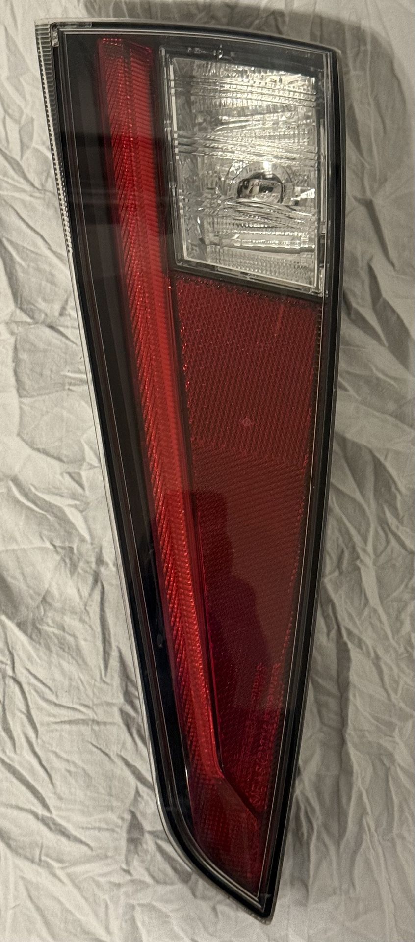 2016 Toyota Prius Lower Tail Light RH (Passenger Side) Assembly – OEM