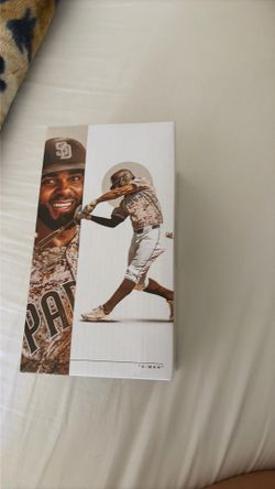 Xander bogaerts bobble head (limited edition)