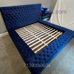 "Platform Bed GREY/BLUE/BLACK Queen$679/King$699 Brand New
"

