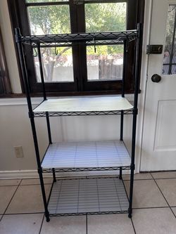 Storage shelf