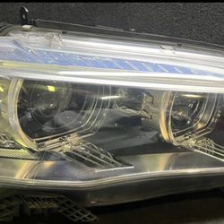 2019 BMW X6 OEM Headlights-Mint Condition Complete 