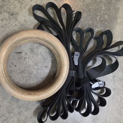 Rogue Wooden Gymnastic Rings and Straps