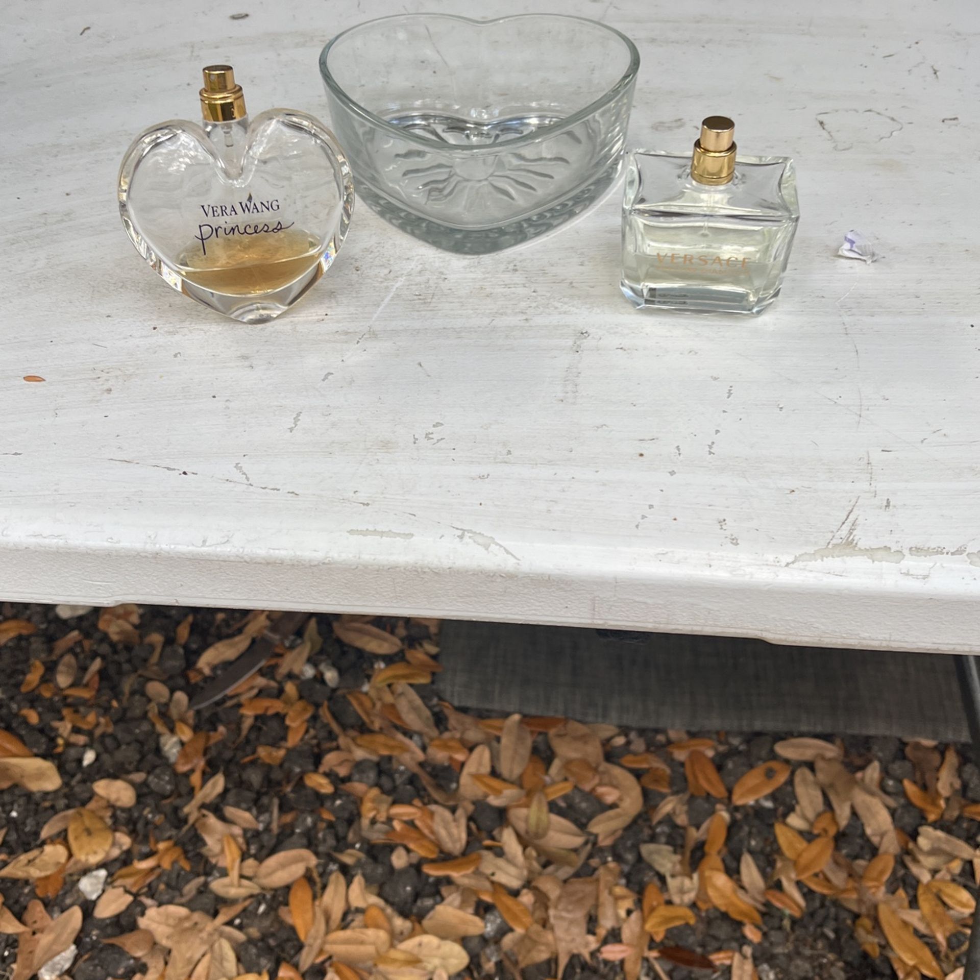 Perfume And heart  Dish