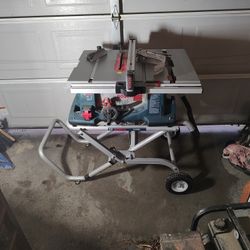 Bosch 4100 w/ Gravity Rise portable stand