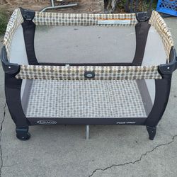 Graco Baby pack and play