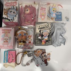 POP MART Bundle Crybaby Dimoo Disney Finding Blue Monsters Lets Checkmate