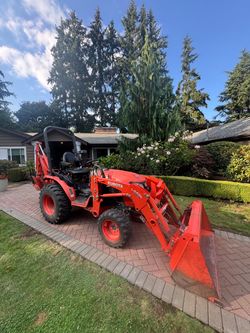 2021 Kubota B2601 Tractor with Backhoe