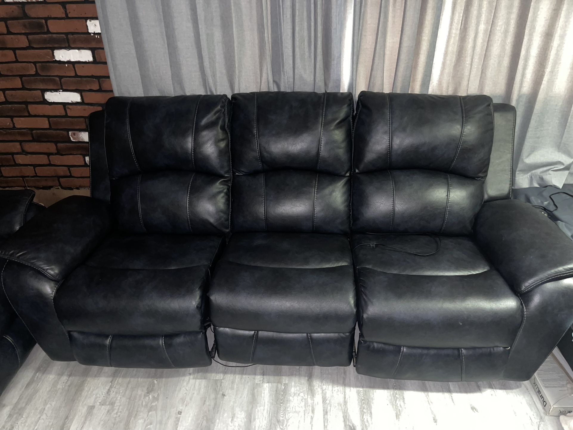 FOR SALE: Black Leather Recliner Couches – USB, Cup Holders, Good Condition