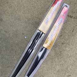 Windshield Wiper Blade OEM Toyota Part Size 28 And 14 Ablo Español I Also Do Diagnose And Repair TOYOTA LEXUS SPECIALIST For Any Question Text At 