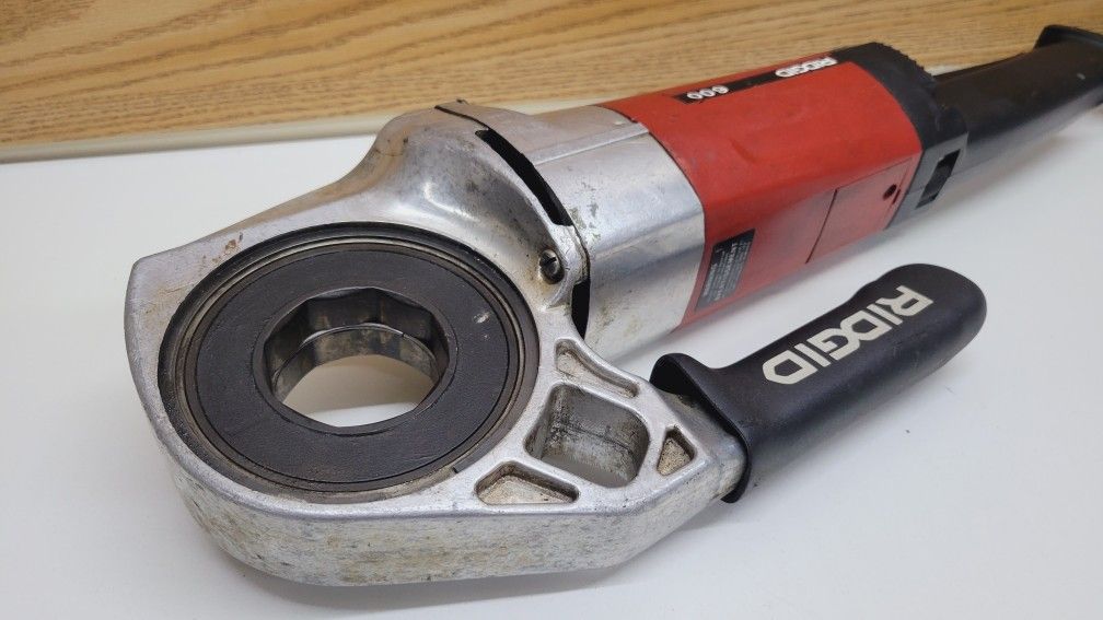 RIDGID 600 HandHeld Power Drive Pipe Threader for Sale in Bridgeport