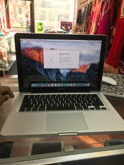 MacBook Pro i7 processor 750gb Hargrove 4gb ram
