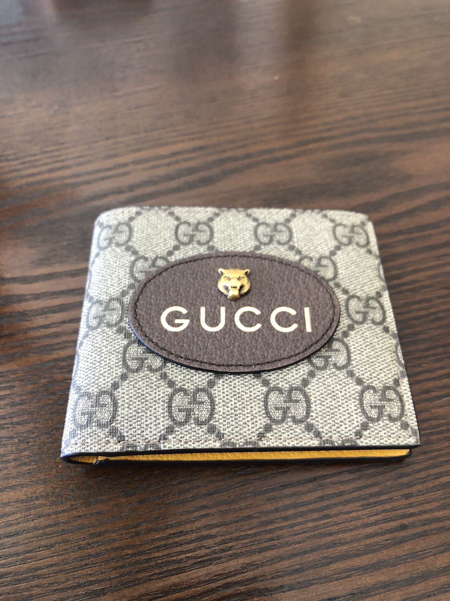 Gucci Neo Vintage GG Supreme Wallet 