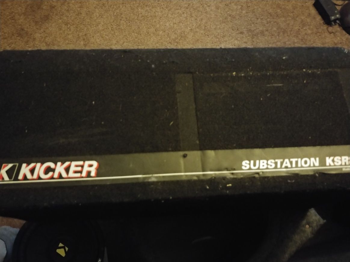 (Kicker)Stillwater Designs KSR80 substation