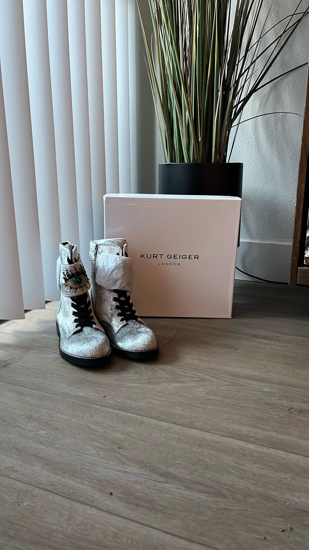 Never Worn Kurt Geiger Boots Size 8.5