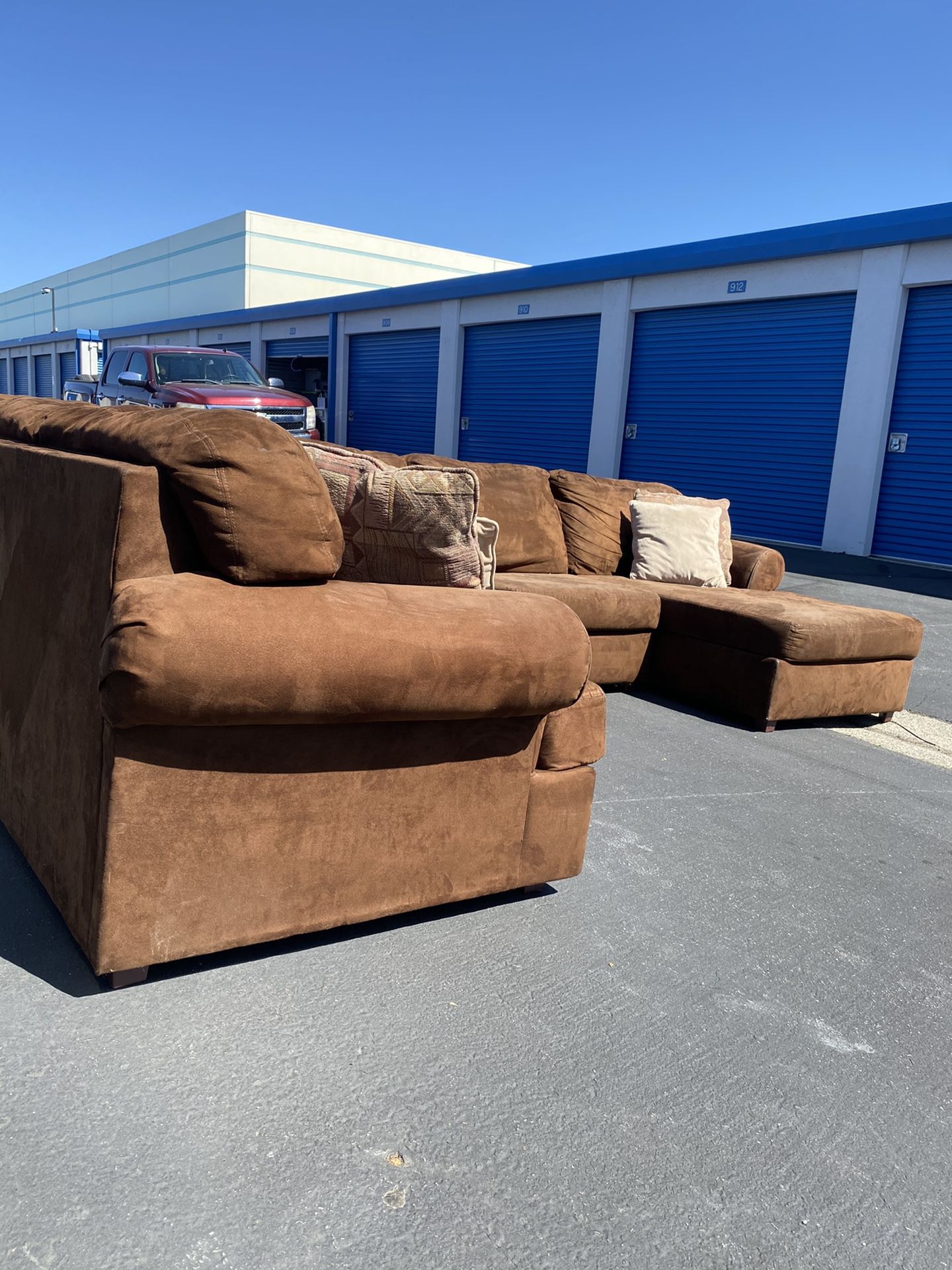 Dark Brown Microfiber Sectional Couch With Chaise Lounge for Sale in