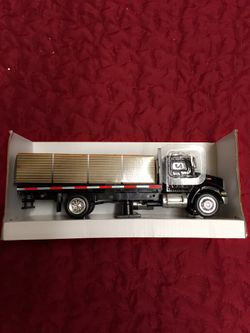 Peterbilt Flatbed Black Cab